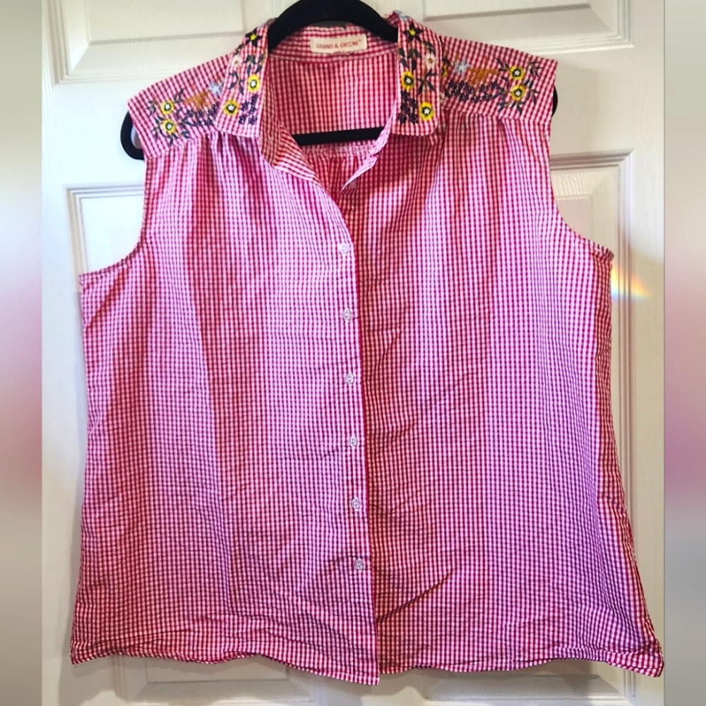 Grand & Greene red white gingham sleeveless top women's size Large